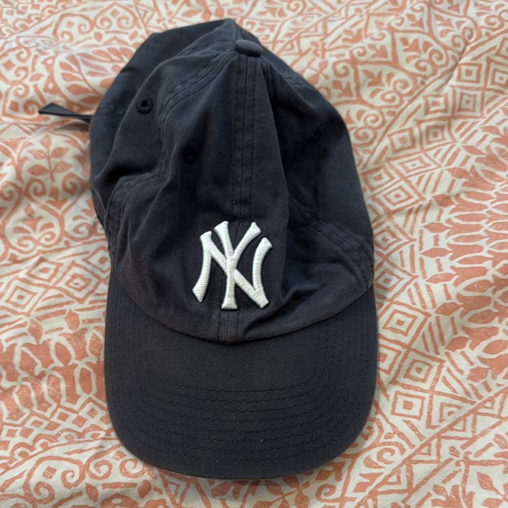 Black NY Logo Cap